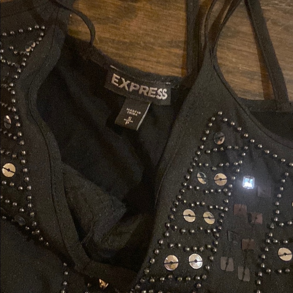 Express Tank ✨ - Picture 2 of 3